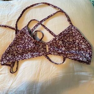 Jolyn Patterned Vent Top